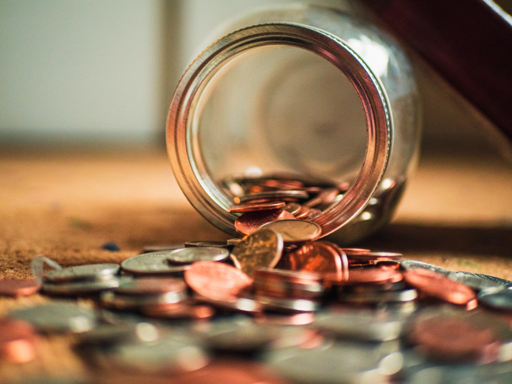 2020-02-25_Geld_josh-appel-NeTPASr-bmQ-unsplash_EPUTEC Mit EPUTEC Druckluft und Energie sparen