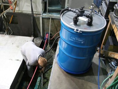 High Lift Chip Trapper im Einsatz bei KSS-Verschmutzung in der CNC-Fertigung