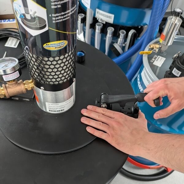 exair-easyswitch-filter-wechsel Einfacher Filter-Wechsel beim EXAIR EasySwitch